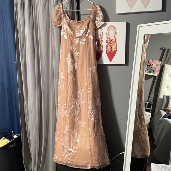 NWT Show me your MUMU BRITTANY MAXI DRESS SIZE SMALL - Picture 2 of 8